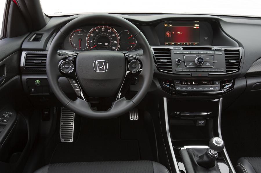  Honda Accord Sport 2016 года  (US) (фото 23 из 26)